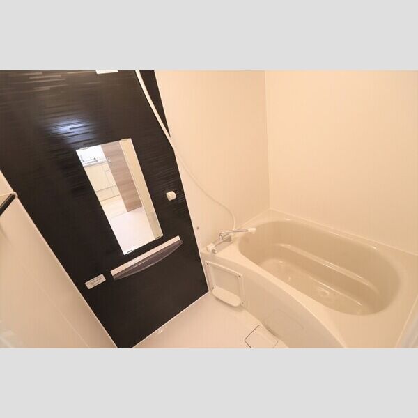 アンリシール瀬崎101号室 バス