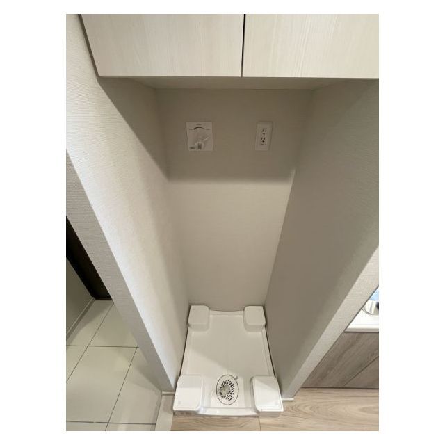 ブランシエスタ横浜高島町0601号室 洗濯機用防水パン