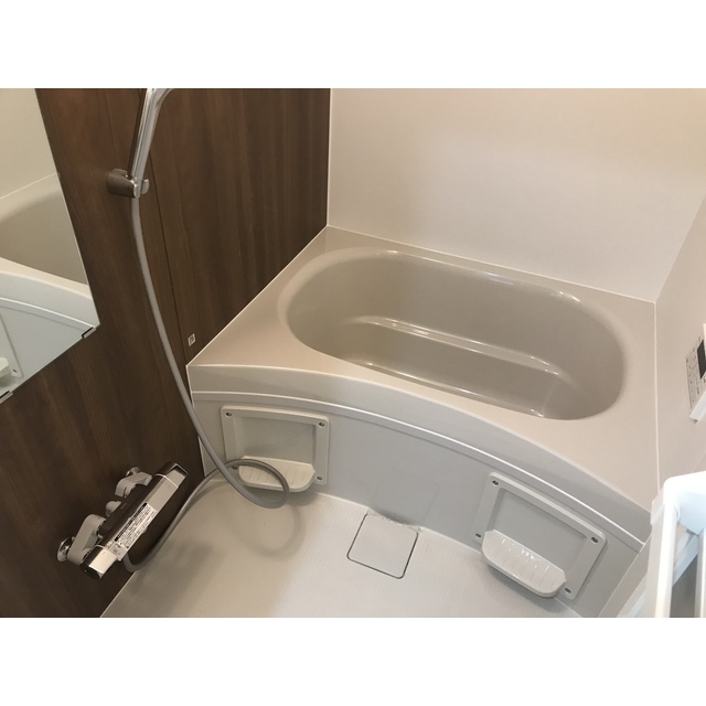 リバーサイドツルミ103号室 お風呂