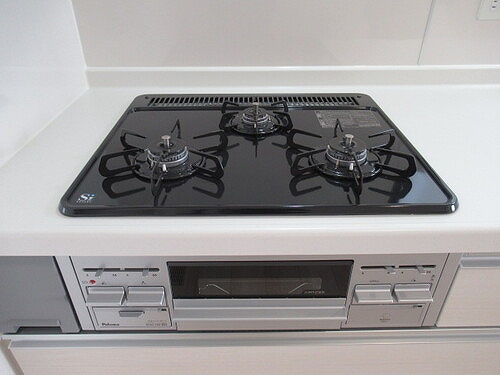 ふじみ野市西１丁目戸建 ３口ガスコンロ