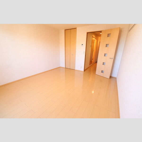 フローラ202号室 洋室