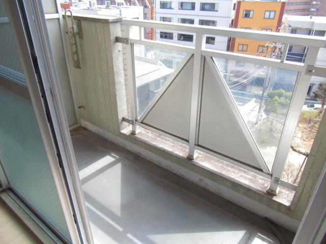 コンフォース喜605号室 ベランダ