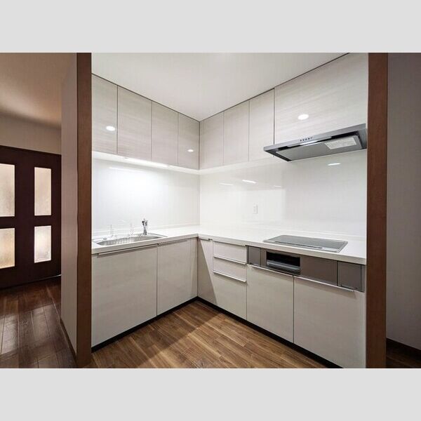 オーシャンビュー壱番館1904号室 キッチン