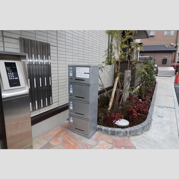 AXIS松戸 宅配ボックス