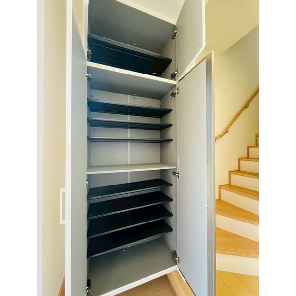 Sumai-to川口市本蓮010001号室 収納