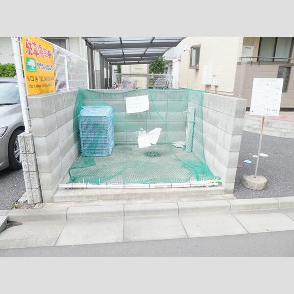サンパーク816205号室 入居者専用ゴミ置き場