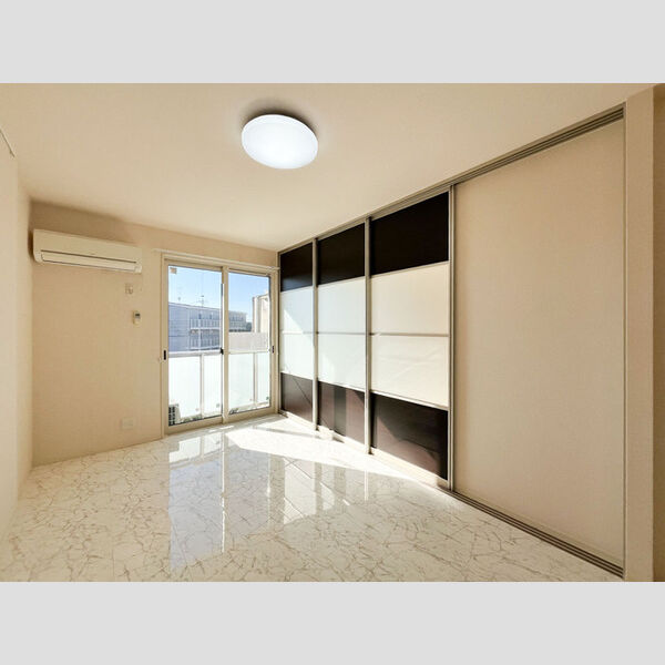 ヘリオス吉川美南　ガイア303号室 同建物別部屋の参考画像