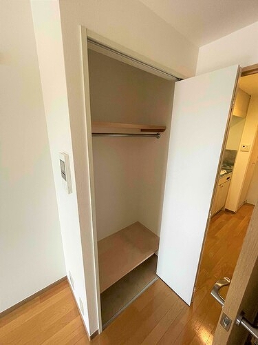 プレジオ３ クロゼット ※同タイプ別部屋2022年9月撮影