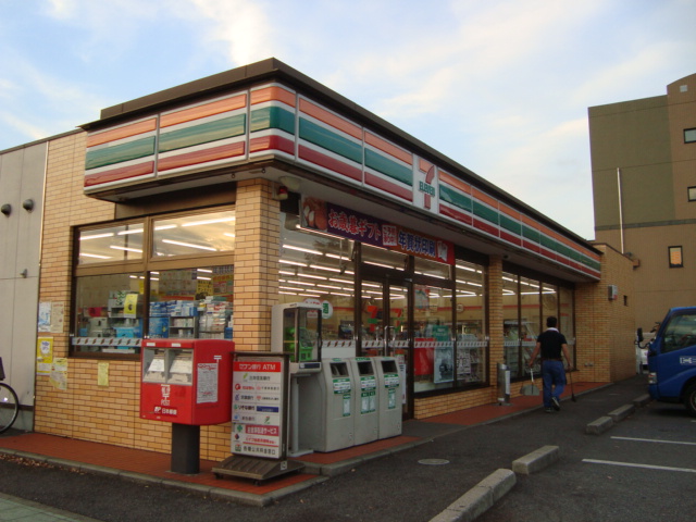 シャイニングｉｎ青葉Ⅱ コンビニまで212ｍ