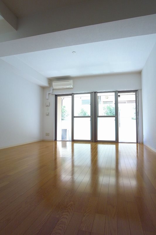 ラ・パラドール中山 リビング