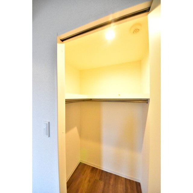 CRESCENT COURT0319号室 内観