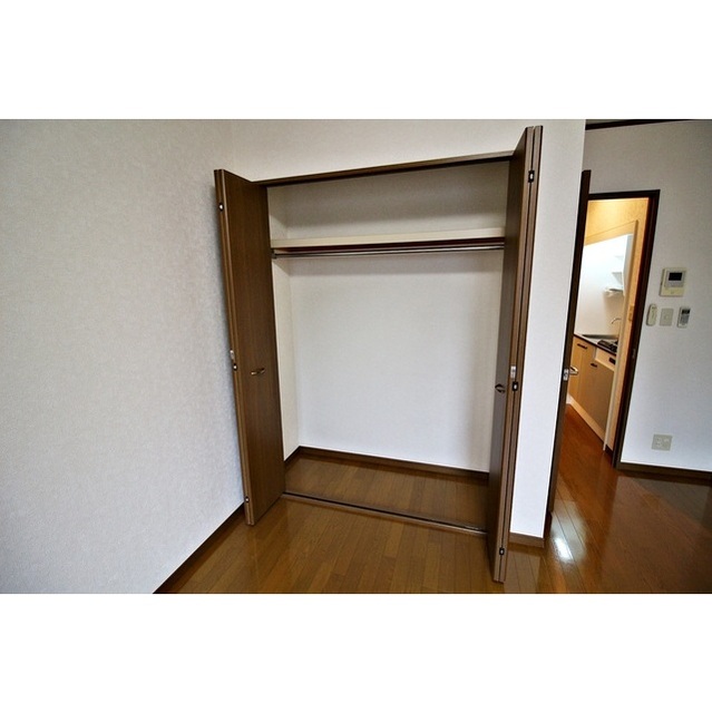 アムール Amical102号室 内観