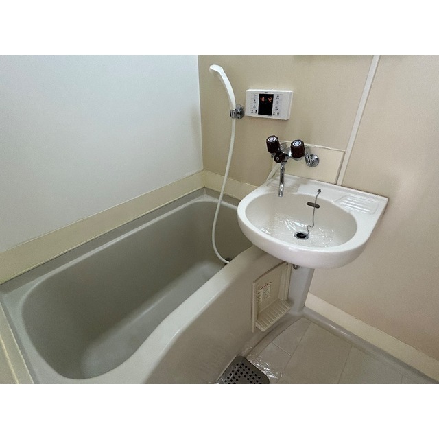 ヒルズ川口Ａ　旧澤田ハイツＡ号棟102号室 お風呂