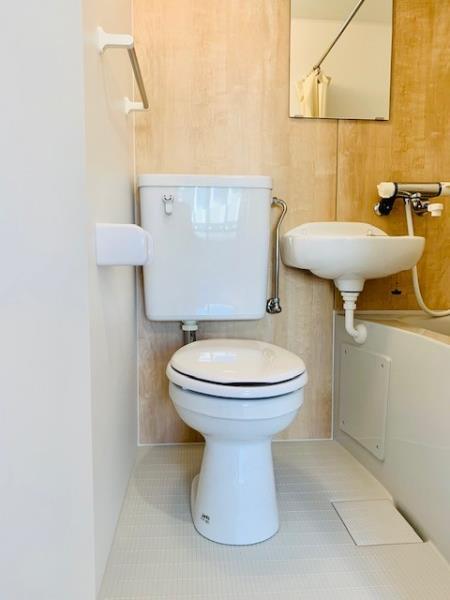 ハウスチェリー上馬5階 トイレ