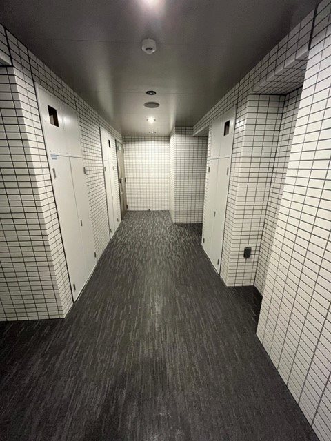 レジディア東麻布4階 内廊下