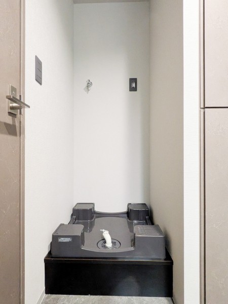 ＥＸＡＭ　ＡＫＡＳＡＫＡ1階 部屋その他
