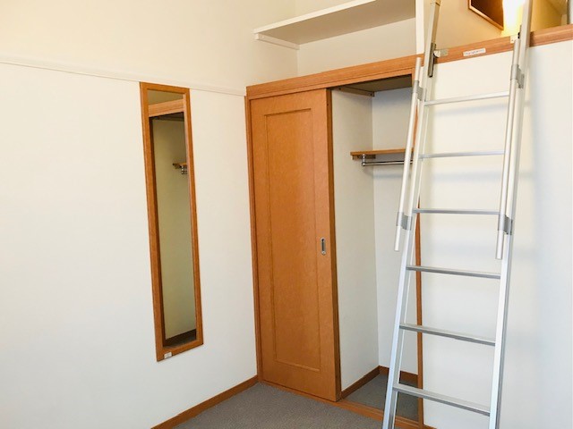 レオパレスレグルス203号室 内観