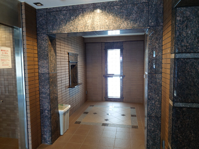 ガディス・パーク行徳壱番館(K-150)4階 エントランス