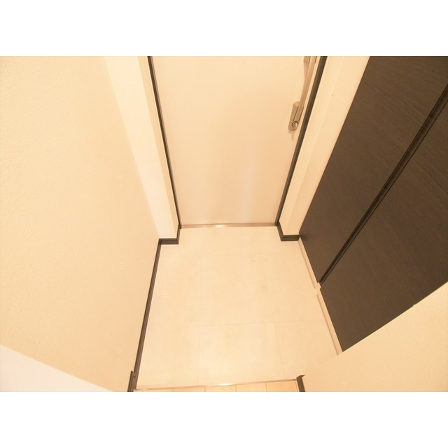 ＧＥＮＯＶＩＡお花茶屋ｓｋｙｇａｒｄｅｎ0401号室 玄関