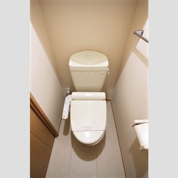 メゾンリッシュ　C101号室 温水洗浄暖房便座