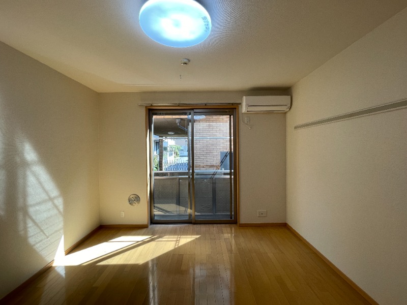 サンヴィアーレ・USU リビング