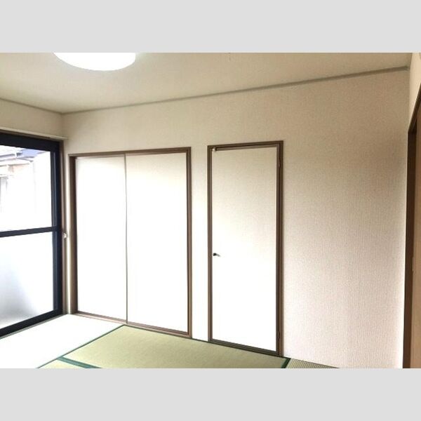 パステル中浦和202号室 和室