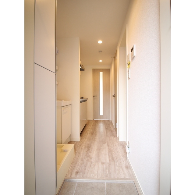 エクセラン旭町 玄関