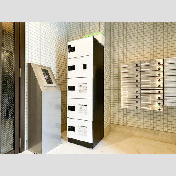 エスペランサ311 宅配ボックス