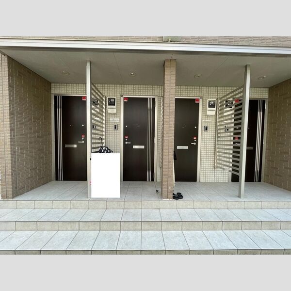 Dフォート エントランス