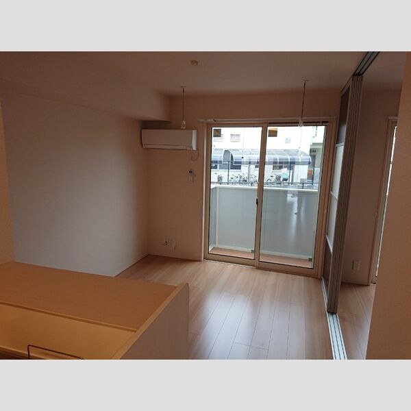 カーサ東豊田 リビング