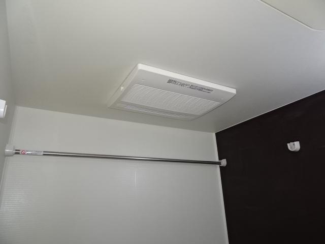 ブリーズパレス201号室 浴室乾燥機