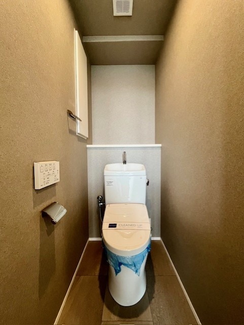 レジディアタワー上池袋（タワー棟）10階 トイレ