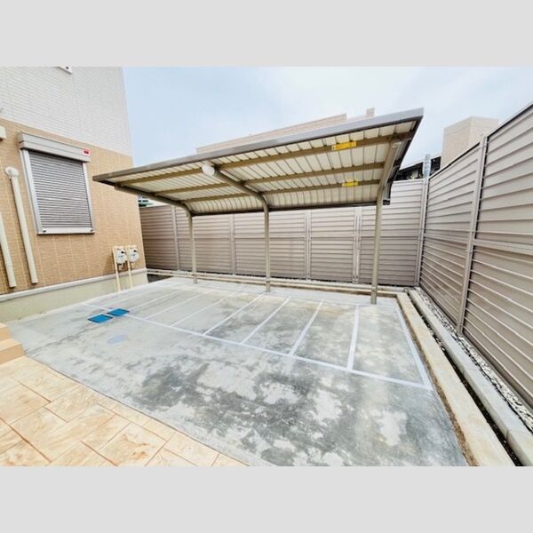 Villa Luminous SHONANDAI 駐輪場