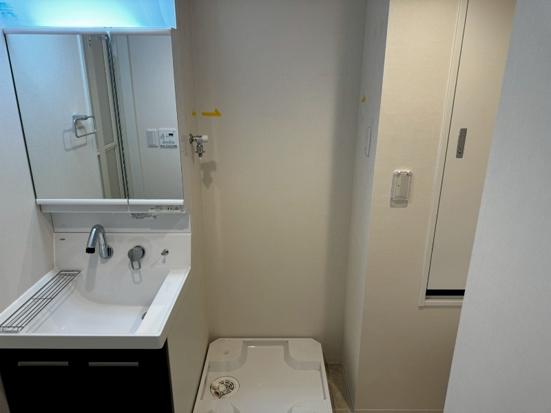 CREAL新富町3階 洗面