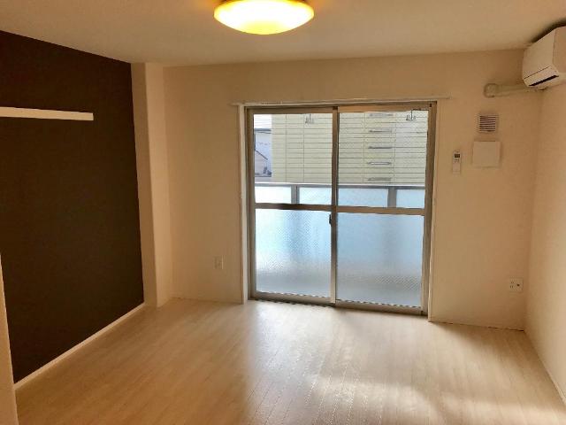 レガシープレイス片瀬205号室 洋室