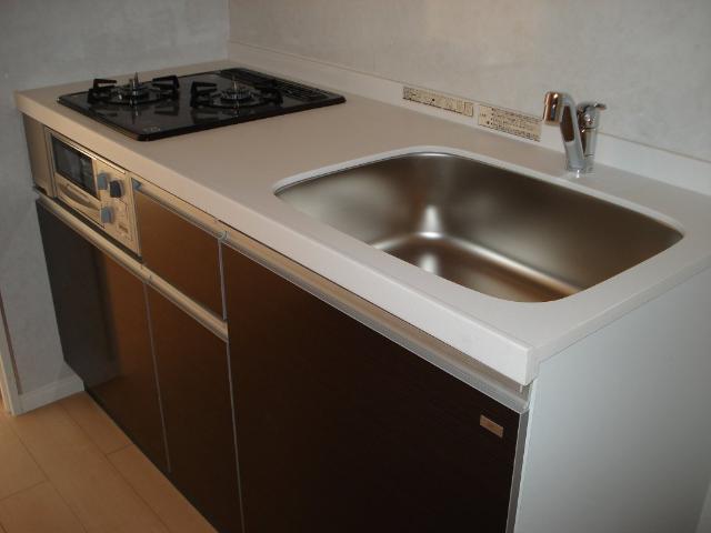 サン・グレース半田 システムキッチン