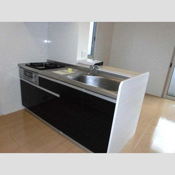 ソレイユ・アイビー 対面システムキッチン