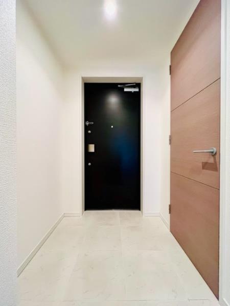 Ｂｒｉｌｌｉａ　ｉｓｔ　三軒茶屋　ブラッサムテラス2階 玄関