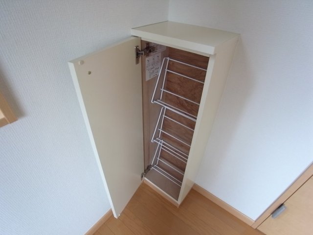 プレシャス東十条2階 靴入