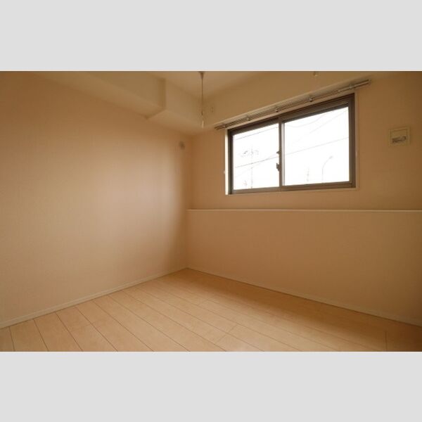 ポルト ドゥ ヴァンドーム202号室 洋室