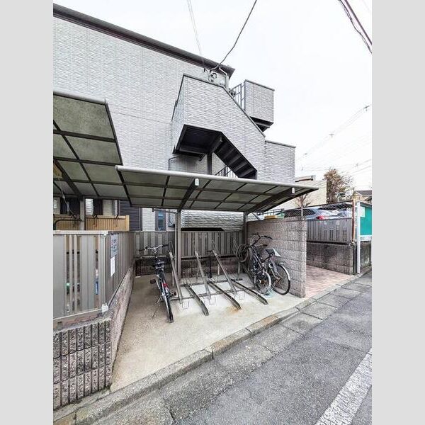 ボヌールM・Y 駐輪場