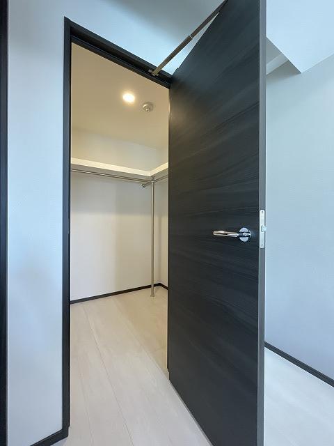 ジェノヴィア本所吾妻橋Ⅱスカイガーデン7階 収納