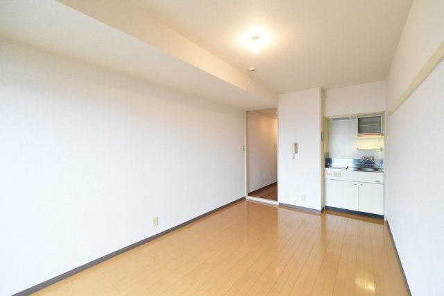 モナークマンション柿の木坂1階 同建物別部屋の参考画像