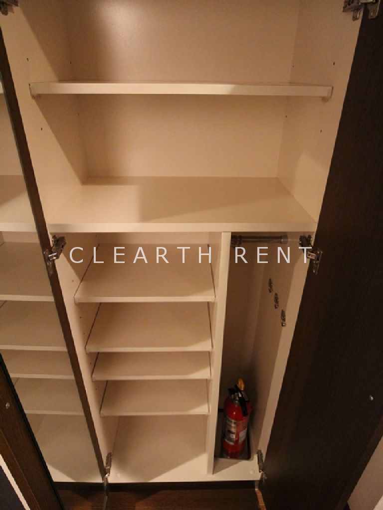 パレステュディオ新宿パークサイド12階 鏡付きシューズボックス完備☆