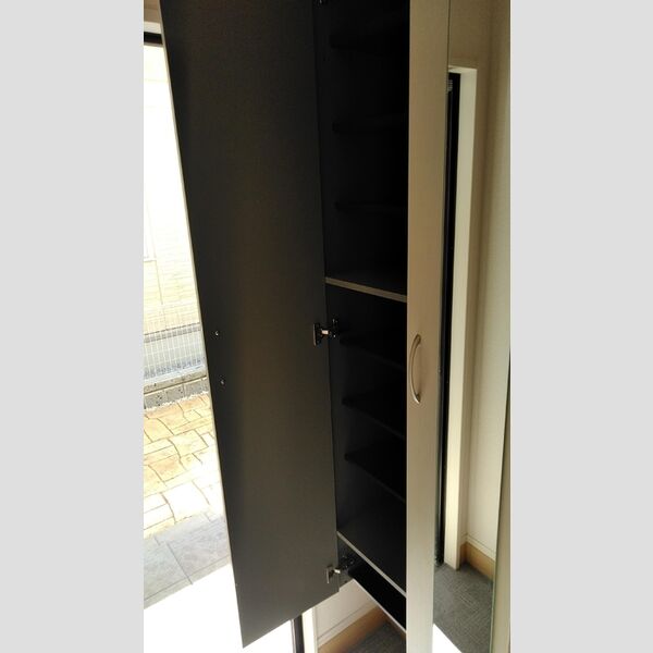 リリーグランジュ大宮Ⅱ トールタイプ　シューズクローク