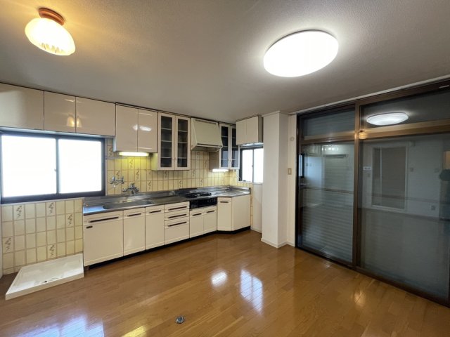 マンション三鈴303号室 リビング