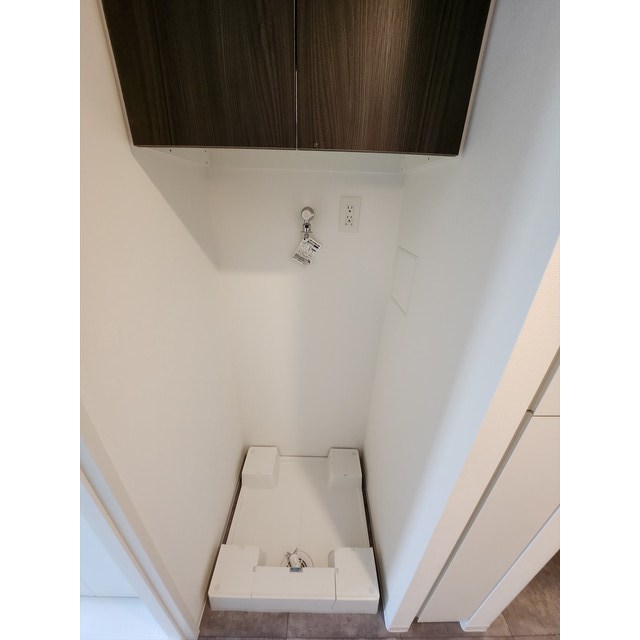 コスモグラシア三ノ輪1304号室 室内洗濯機置場