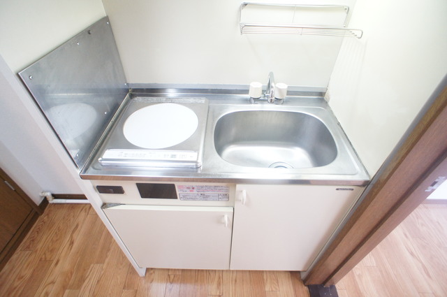 未貴ハイムＢ棟B102号室 IHコンロ