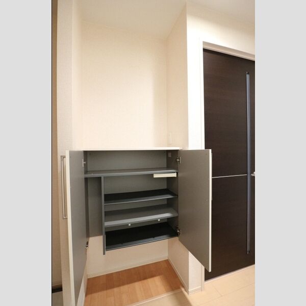 セレーノ.K シューズボックス