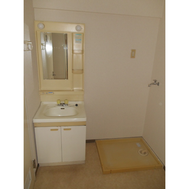 第二田口ビル 内観